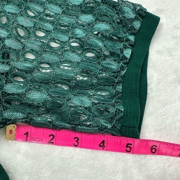 Boutique Women's XL Open Knit Lace Sleeve V-Neck Tee Forest Green Elevated Basic - Picture 6 of 8